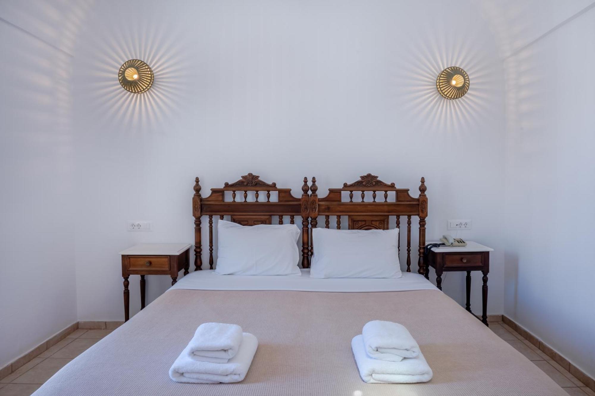 Aldea Hotel คาร์เทราดอส ภายนอก รูปภาพ
